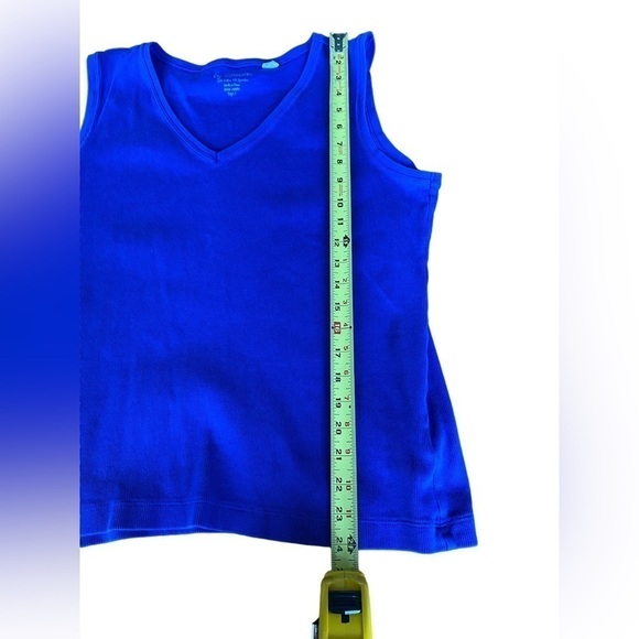 Chico's Sapphire Blue Sleeveless Ribbed Knit Style V Neck Tank Top Size 3 - Picture 10 of 11